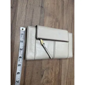 HOBO International Ivory Leather Continental Wallet Contrast Stitch Zip Pocket thumbnail 7
