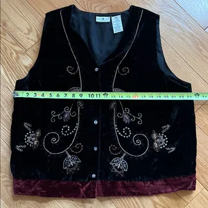 Holiday velour Christmas sweater contest White Stag Black Vest embroidered thumbnail 5