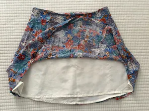 Forever 21 Floral Skirt in Blue, Red & White Size Small thumbnail 4