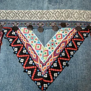 Boom Boom Jeans Womens Size Large Denim Jacket Blue Jean Boho Embroidered Fringe thumbnail 8