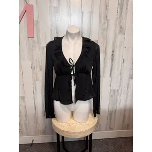 No Boundaries Black Ruffle Cardigan Top Womens Medium 8-10 Tie Front Long Sleeve thumbnail 2