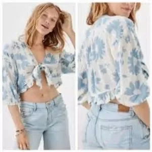 American Eagle Blue Floral Tie Front Crop Top Ruffle Blouse Small NWT 035-2351 thumbnail 2