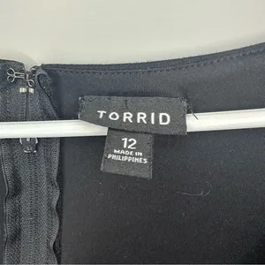 Women’s Size 12 Torrid Black Semi Formal Dress‎ thumbnail 3
