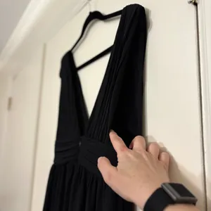 Lulus Black Deep V Neck‎ Empire Waist Maxi Dress Slit Size S thumbnail 6