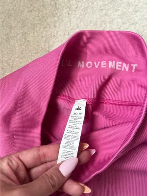Alo Yoga Paradise Pink Shorts thumbnail 3