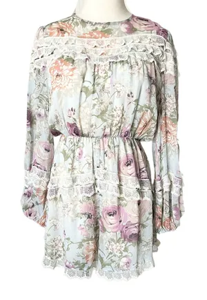 NEW Elliatt Karishma Light Blue Floral Lace Trim Chiffon Romper Size Medium thumbnail 1