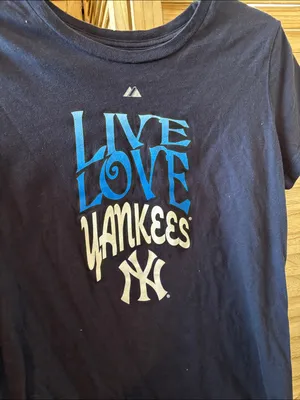 Majestic Navy Blue Ladies' Live Love Yankees Tee Large thumbnail 2