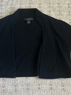 Banana Republic Black Cashmere Cropped Bolero Cardigan Sweater thumbnail 2