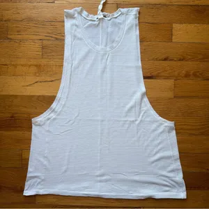 Lululemon Striped‎ Muscle Tank White size 4 thumbnail 1