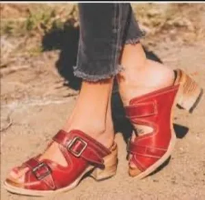 FREEBIRD Red Leather Caprice Buckle Detail Open Toe Sandal Block Heel size 10 thumbnail 1