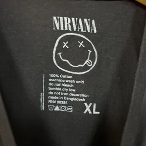 Nirvana Live at Reading 1992 Silhouette Grunge Band Tee XL thumbnail 4