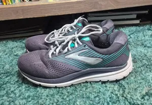 Brooks Addiction 14 Running Shoes 8.5D thumbnail 1