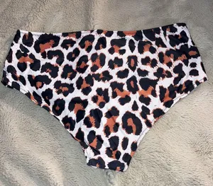 NWT Beachsissi Ruffle Hem Tankini Set, XL thumbnail 5