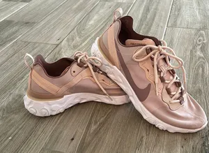 Nike Sneakers thumbnail 1