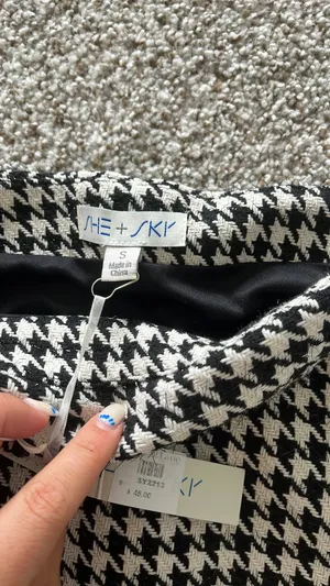 She & Sky Houndstooth Skort thumbnail 3