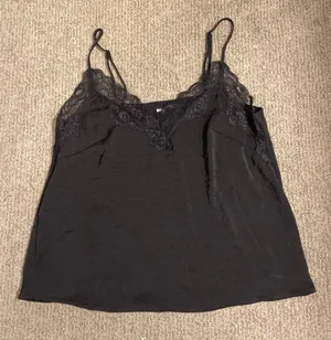 H&M Lace Silk Tank thumbnail 2