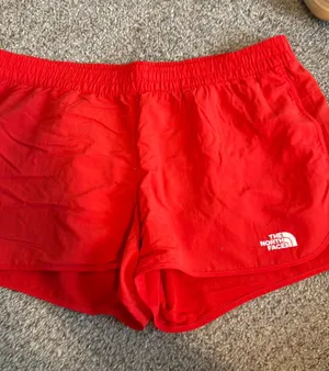 The North Face Shorts Women’s thumbnail 1