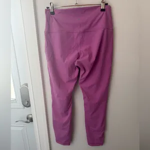 • Lululemon • Women’s Wunder Train Leggings Pink Size 8 thumbnail 2