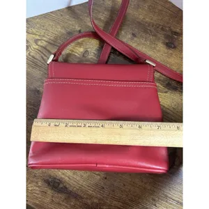 Liz Claiborne Red Crossbody Purse Gold Tone Hardware Flap Bag Classic Chic thumbnail 5