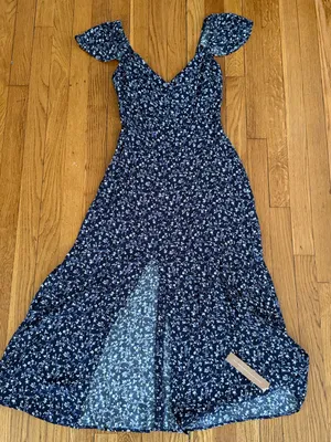 Nwot Reformation Baxley midi dress floral twilight viscose size 4 thumbnail 1