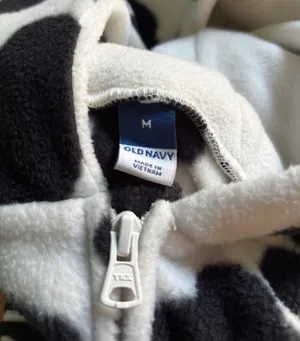 Old navy cow onesie costume  thumbnail 3