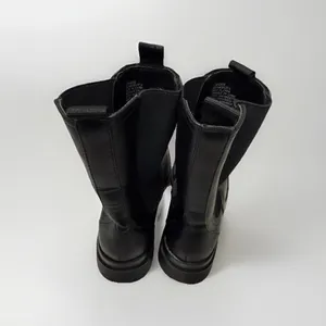 ShoeDazzle Women’s Size 7 Chunky Chelsea chunky Black Platform Boots thumbnail 2