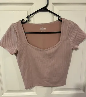 Hollister Crop Top thumbnail 3