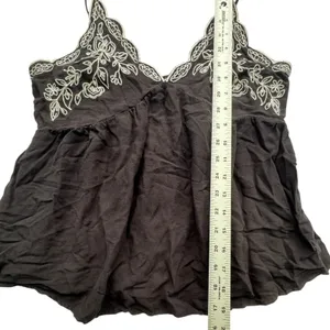 Love On A Hanger Black Floral Babydoll Cami Womens Large Embroidered Smocked Top thumbnail 8
