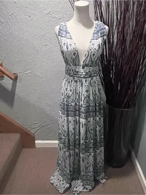 🌸AaKaa BLUE AND WHITE PAISLEY BOHO MAXI DRESS SIZE SMALL🌸 thumbnail 2
