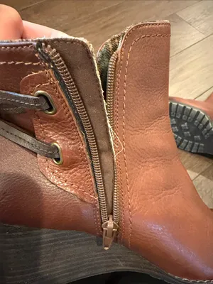 Cobb Hill By Rockport Shoes Lucinda Back Tie Ankle Booties Size 9 - C1-064 thumbnail 9