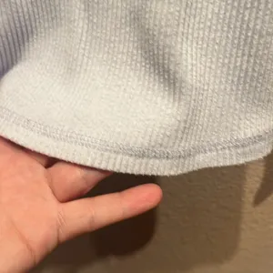 Old Navy Women's Icy Blue Fuzzy Ribbed Knit Long Sleeve Top Shirt Size Medium thumbnail 8