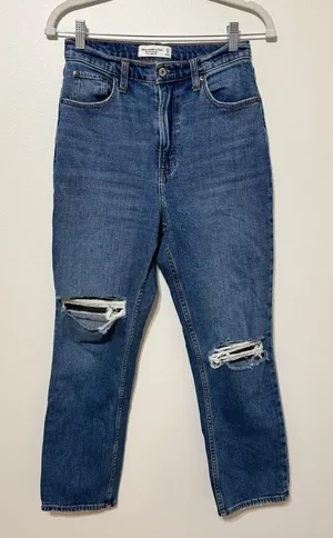 Abercrombie & Fitch The Ankle Straight Ultra High Rise Jeans Size 27 / 4 thumbnail 1