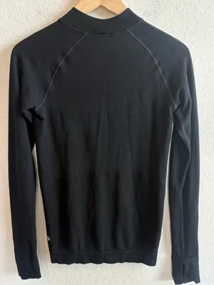 Lululemon Black Keep The Heat Thermal Long Sleeve Top Thumbholes Size M thumbnail 2