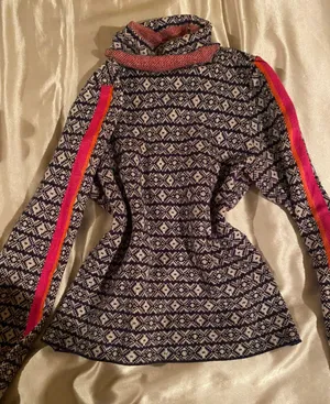 turtleneck thumbnail 1