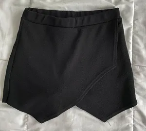 Boohoo Black Envelope Skort thumbnail 4