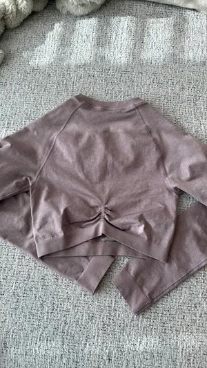 Gymshark Vital Seamless Long Sleeve Crop thumbnail 3