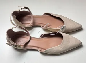 Old Navy Women's Desert Floor Pointed Toe Ankle Strap ballet Flats Sz 9 NWT thumbnail 1