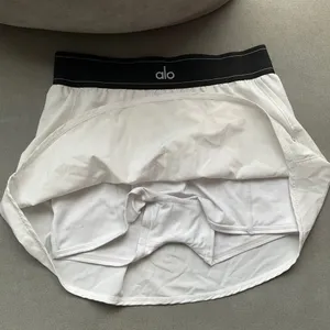 Alo Yoga Match Point Tennis Skirt White S thumbnail 4