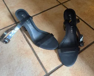 Gianni Bini Heels Women’s thumbnail 1
