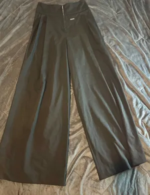 Friends Fashion Black Wide Leg Pleated Trousers High Waisted EU Made Pants thumbnail 1