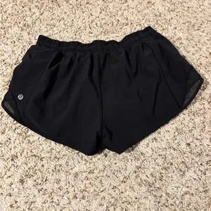 Lululemon black hotty hot 2.5” thumbnail 3