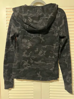 Lululemon Zip-Up Hoodie Scuba thumbnail 2