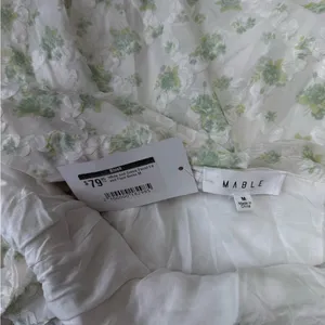 Mable WHITE & SAGE FLORAL MINI‎ DRESS size medium NWT thumbnail 6