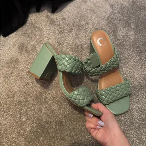 Mint Green Braided Women's Sandals Size 8 thumbnail 2