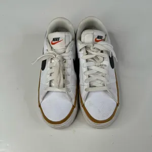 Nike Court Legacy White Desert Ochre Sneakers Size 7.5‎ thumbnail 2