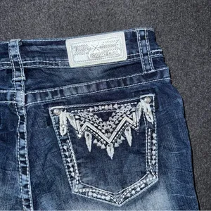 Grace In LA Women’s Feather Aztec Embellished Bootcut Blue Jeans Size 29 x 34 thumbnail 5