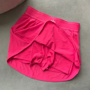 Alo Yoga Match Point Tennis Skirt Pink Summer Crush XS thumbnail 3