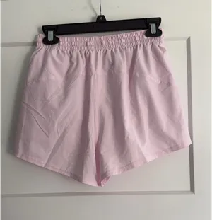 lululemon Size 4 Pace Rival HR 3” Run Shorts thumbnail 5