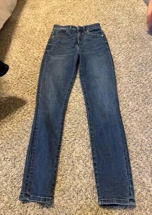 Abercrombie Super Skinny Jeans thumbnail 1