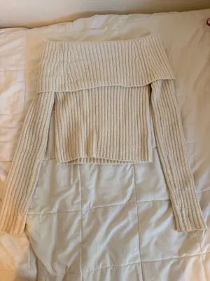off the shoulder la hearts by pacsun knut sweater thumbnail 5